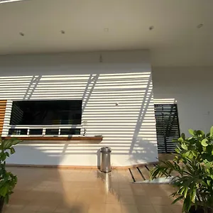  Appartement Anah By Flores Vacation