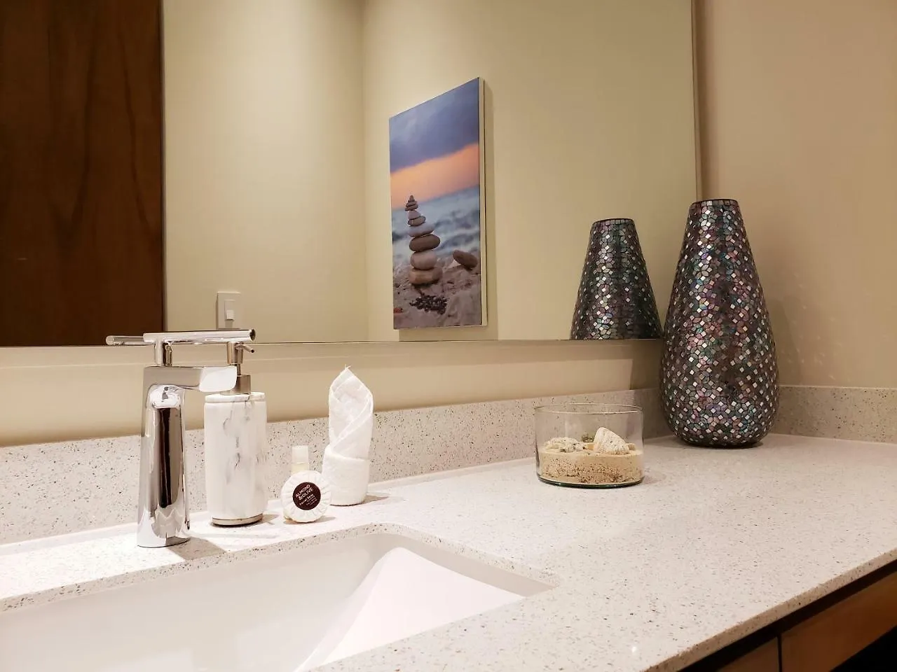 Well Located 2 Bedroom In Miranda Brand New Building By Happy Address Playa del Carmen 0*,  Meksyk