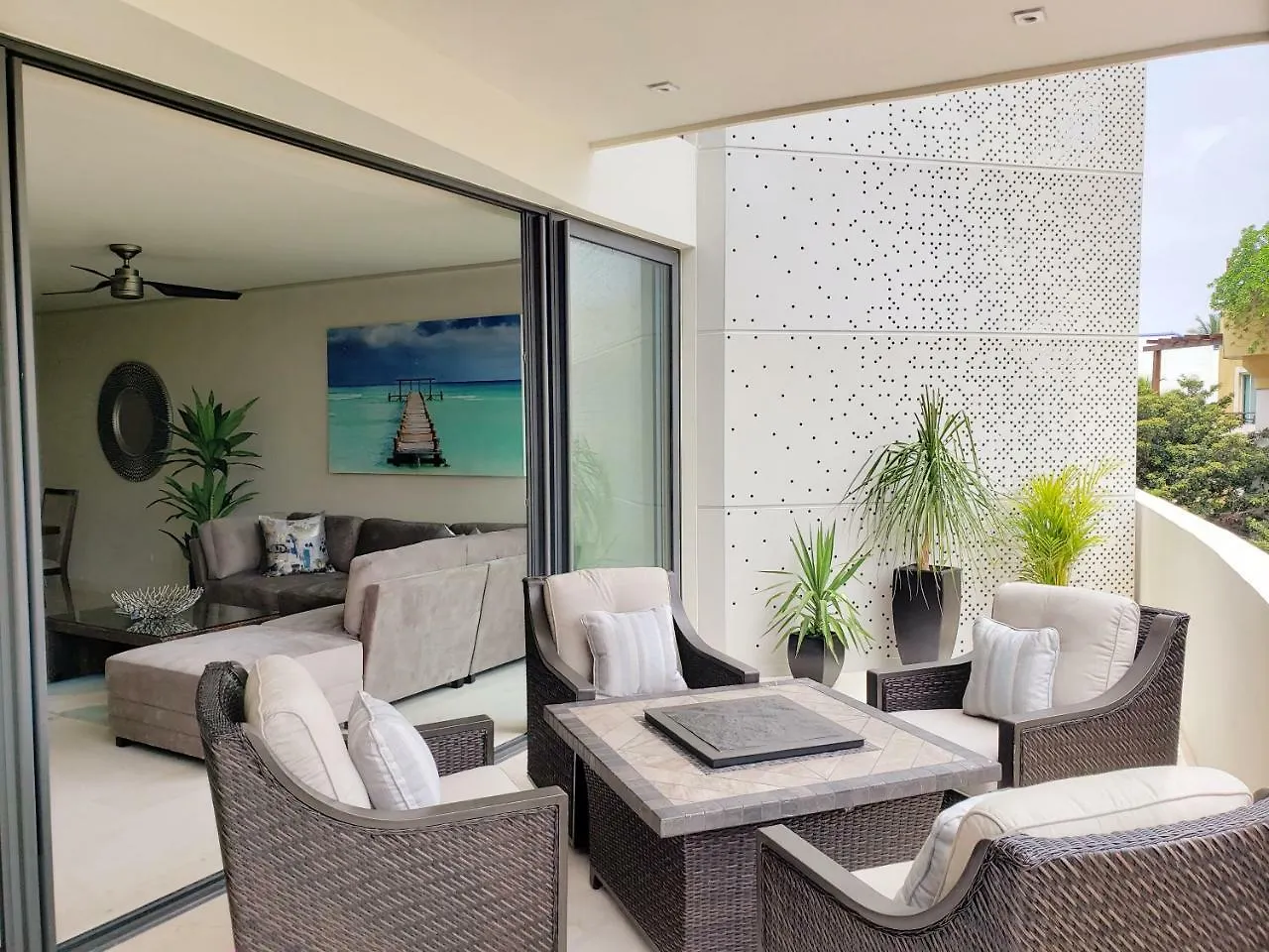 Well Located 2 Bedroom In Miranda Brand New Building By Happy Address Playa del Carmen 0*,  Meksyk