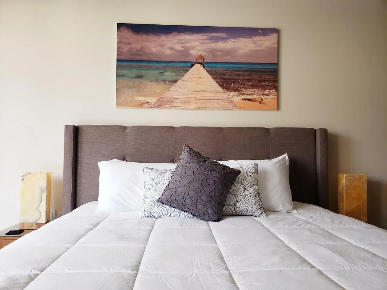Well Located 2 Bedroom In Miranda Brand New Building By Happy Address Playa del Carmen Apartament